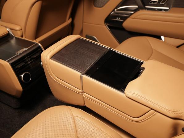 Land Rover Range Rover V с пробегом 2025 года, цена 23 000 000 рублей, 1500 км, внедорожник, Автокод Объявления