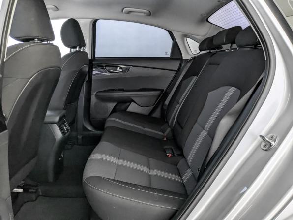 Kia Cerato IV Рестайлинг с пробегом 2021 года, цена 1 950 000 рублей, 86416 км, седан, Автокод Объявления