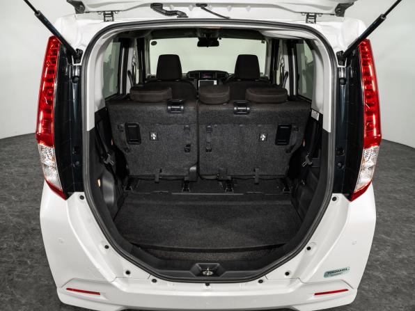 Toyota Roomy I Рестайлинг с пробегом 2020 года, цена 970 500 рублей, 95000 км, микровэн, Автокод Объявления