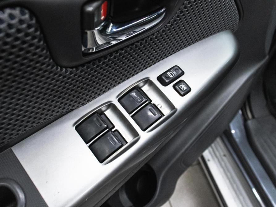 Toyota Hilux VII Рестайлинг Красноярск  - изображение 11