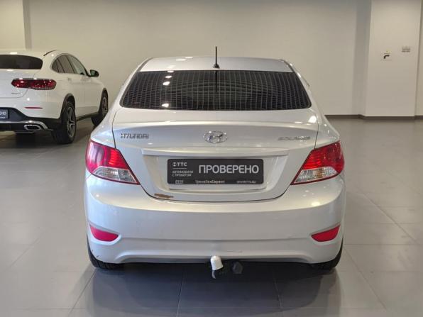 Hyundai Solaris I с пробегом 2013 года, цена 611 000 рублей, 242416 км, седан, Автокод Объявления