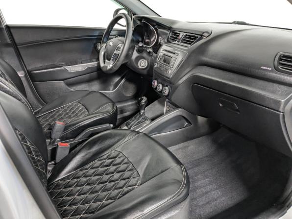 Kia Rio III Рестайлинг с пробегом 2016 года, цена 899 900 рублей, 199700 км, седан, Автокод Объявления
