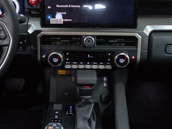 Toyota Tacoma IV с пробегом 2026 года, цена 9 299 000 рублей, 35 км, offers.body_type.unknown, Автокод Объявления
