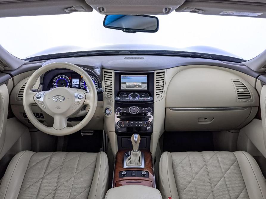 Infiniti QX70 Москва  - изображение 14
