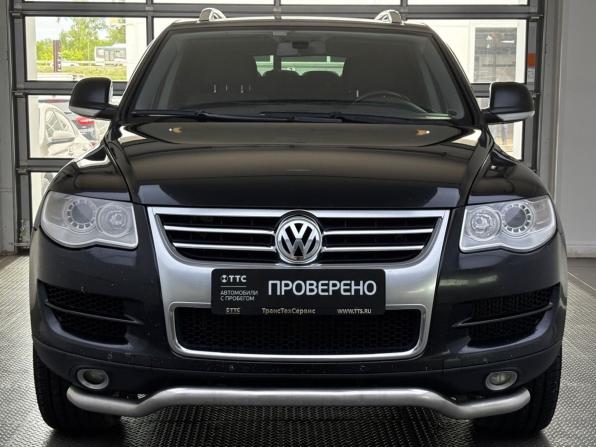 Volkswagen Touareg I Рестайлинг с пробегом 2009 года, цена 1 155 000 рублей, 300700 км, внедорожник, Автокод Объявления