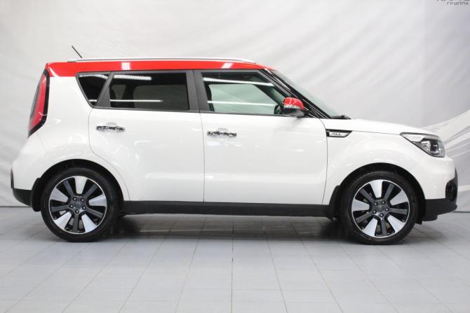 Kia Soul II Рестайлинг с пробегом 2017 года, цена 1 549 000 рублей, 120630 км, хэтчбек, Автокод Объявления