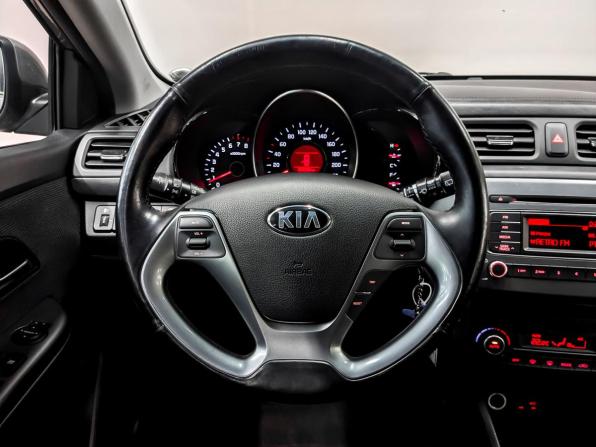 Kia Rio III Рестайлинг с пробегом 2015 года, цена 1 000 000 рублей, 101027 км, хэтчбек, Автокод Объявления