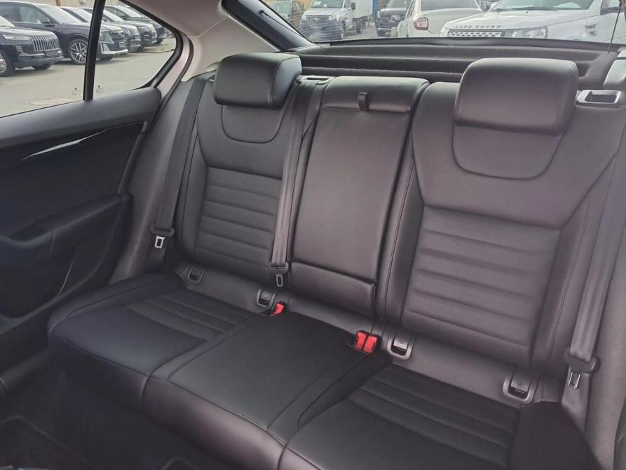 Skoda Octavia III (A7) Санкт-Петербург  - изображение 16