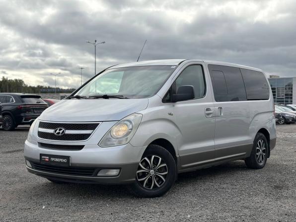 Hyundai H-1 II с пробегом 2008 года, цена 895 000 рублей, 454000 км, минивэн, Автокод Объявления