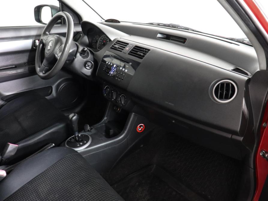 Suzuki Swift III Химки  - изображение 11