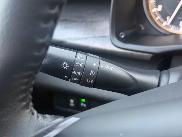 Suzuki Ertiga II с пробегом 2022 года, цена 1 699 000 рублей, 40374 км, компактвэн, Автокод Объявления