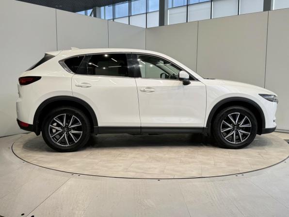 Mazda CX-5 II с пробегом 2018 года, цена 2 799 000 рублей, 95779 км, внедорожник, Автокод Объявления