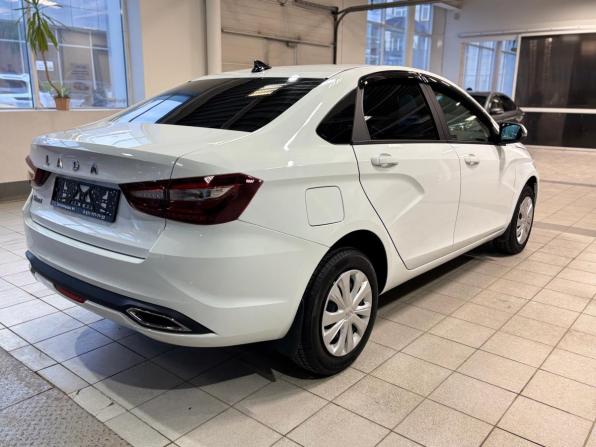 Lada (ВАЗ) Vesta I Рестайлинг (NG) с пробегом 2024 года, цена 1 489 000 рублей, 9270 км, седан, Автокод Объявления
