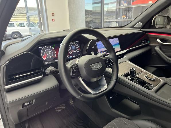Geely Monjaro I Рестайлинг с пробегом 2025 года, цена 3 780 000 рублей, 27209 км, внедорожник, Автокод Объявления