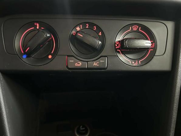 Volkswagen Polo V с пробегом 2012 года, цена 651 000 рублей, 239112 км, седан, Автокод Объявления