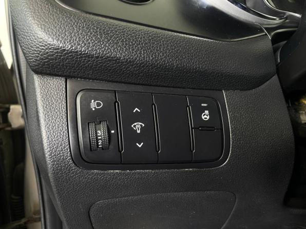 Kia Ceed II с пробегом 2013 года, цена 1 049 000 рублей, 172525 км, хэтчбек, Автокод Объявления
