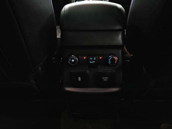 Ford Explorer V Рестайлинг 2 с пробегом 2018 года, цена 2 780 000 рублей, 196130 км, внедорожник, Автокод Объявления