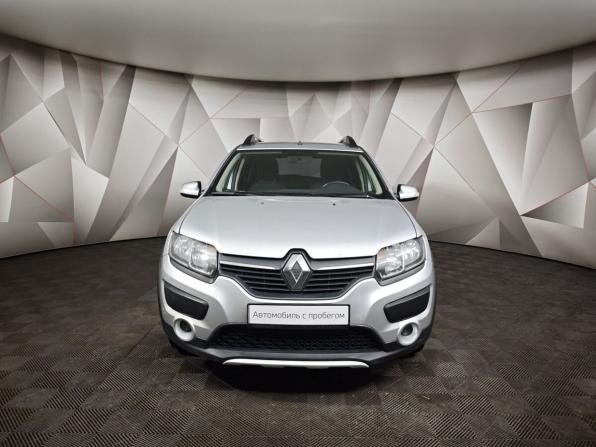 Renault Sandero II с пробегом 2017 года, цена 871 000 рублей, 174288 км, хэтчбек, Автокод Объявления