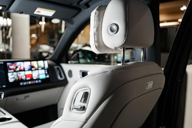 Новый Li Auto (Lixiang) L9 I Рестайлинг 2025 года, цена 11 990 000 рублей, внедорожник, Автокод Объявления