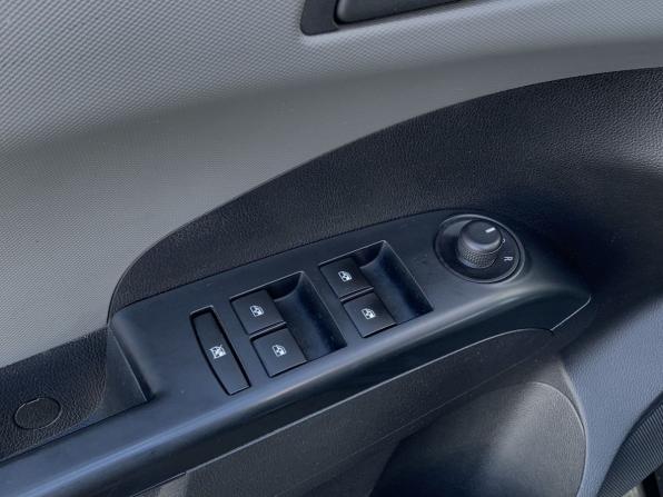 Chevrolet Aveo II с пробегом 2013 года, цена 839 000 рублей, 110391 км, хэтчбек, Автокод Объявления