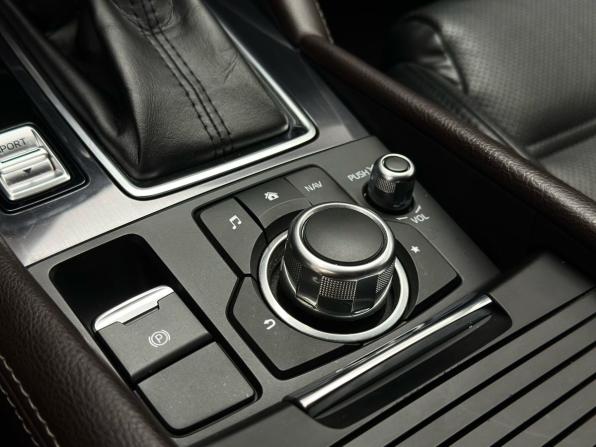 Mazda 6 III (GJ) Рестайлинг с пробегом 2018 года, цена 2 199 000 рублей, 111370 км, седан, Автокод Объявления