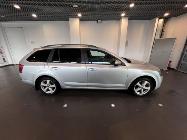 Skoda Octavia III (A7) с пробегом 2013 года, цена 992 000 рублей, 336448 км, универсал, Автокод Объявления
