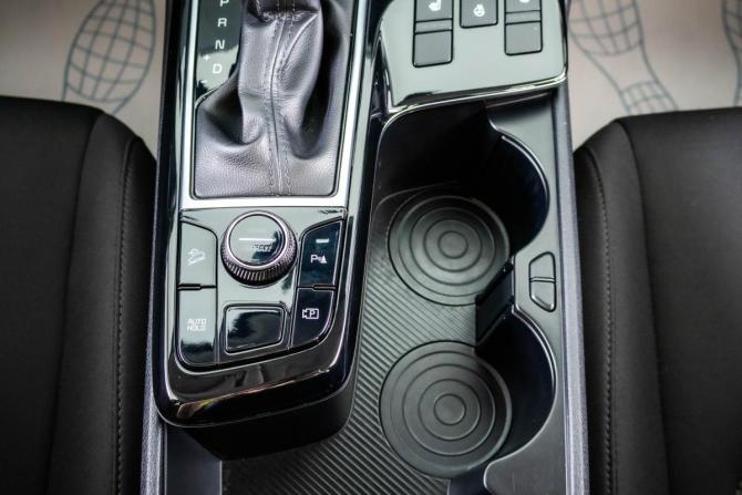 Kia Sportage V с пробегом 2022 года, цена 3 359 000 рублей, 82836 км, внедорожник, Автокод Объявления