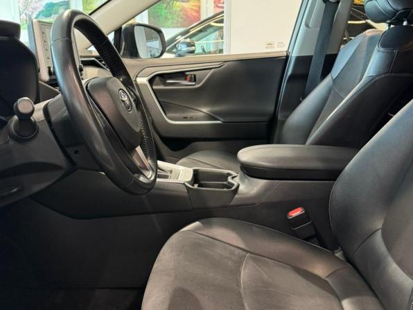 Toyota RAV4 V (XA50) с пробегом 2022 года, цена 3 415 000 рублей, 110000 км, внедорожник, Автокод Объявления