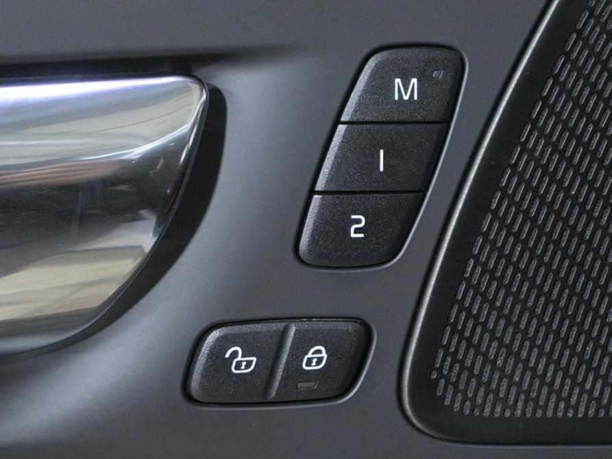 Volvo XC60 II Москва  - изображение 16