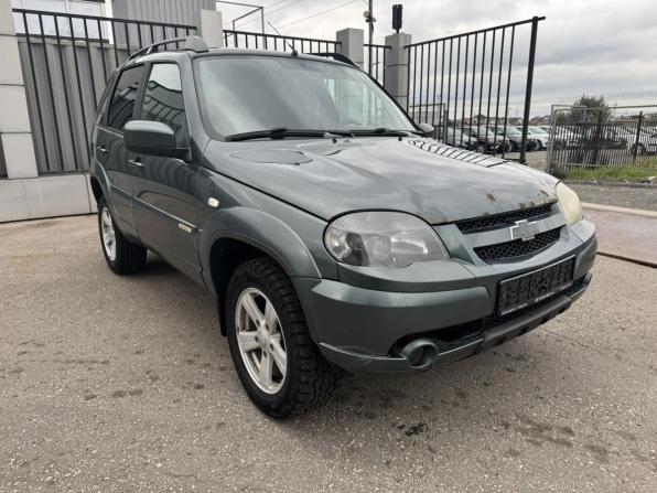 Chevrolet Niva I Рестайлинг с пробегом 2017 года, цена 394 000 рублей, 235102 км, внедорожник, Автокод Объявления
