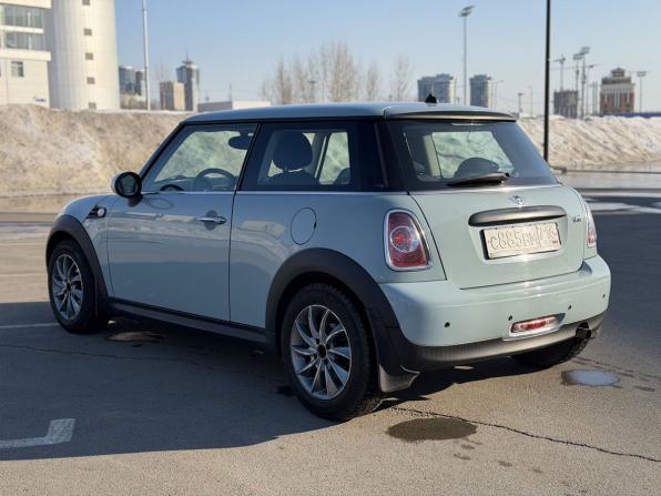 Mini Hatch II (R56) Рестайлинг с пробегом 2011 года, цена 965 000 рублей, 129350 км, хэтчбек, Автокод Объявления