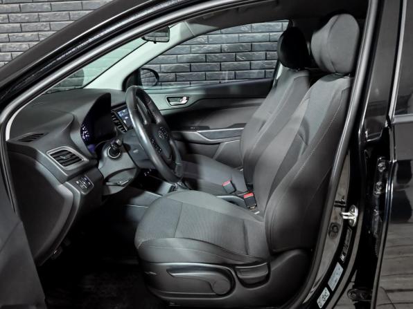 Hyundai Solaris II с пробегом 2019 года, цена 1 490 000 рублей, 128778 км, седан, Автокод Объявления