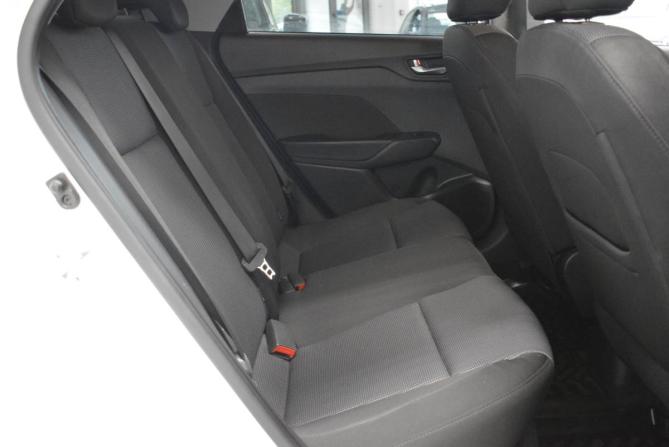 Hyundai Solaris II Рестайлинг с пробегом 2021 года, цена 1 649 000 рублей, 75000 км, седан, Автокод Объявления