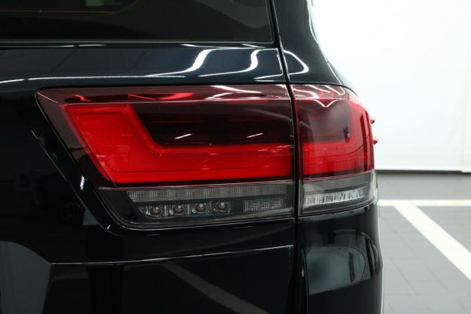 Toyota Land Cruiser 300 Series с пробегом 2021 года, цена 11 490 000 рублей, 15197 км, внедорожник, Автокод Объявления