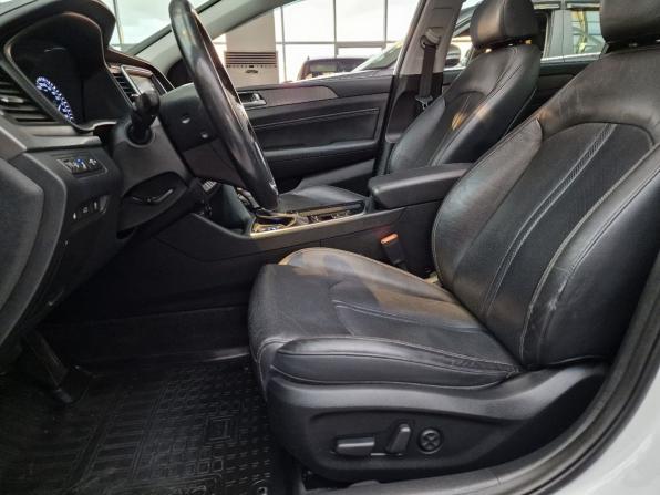Hyundai Sonata VII (LF) Рестайлинг с пробегом 2018 года, цена 1 849 000 рублей, 99086 км, седан, Автокод Объявления