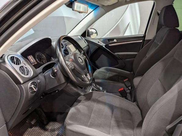 Volkswagen Tiguan I Рестайлинг с пробегом 2012 года, цена 1 095 000 рублей, 279700 км, внедорожник, Автокод Объявления
