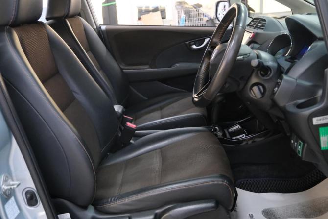 Honda Fit Shuttle I с пробегом 2013 года, цена 999 000 рублей, 108000 км, универсал, Автокод Объявления