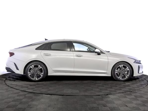 Kia K5 III с пробегом 2021 года, цена 2 820 000 рублей, 63100 км, седан, Автокод Объявления