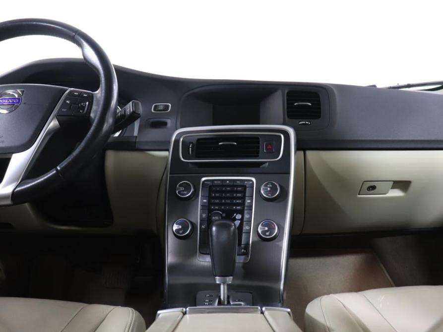 Volvo S60 II Москва  - изображение 14