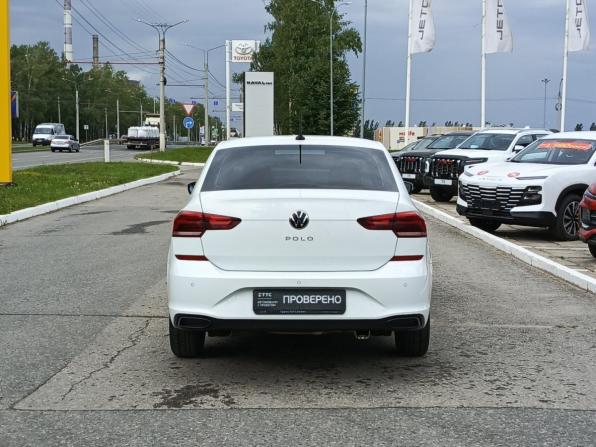 Volkswagen Polo VI с пробегом 2022 года, цена 1 615 000 рублей, 88620 км, лифтбек, Автокод Объявления