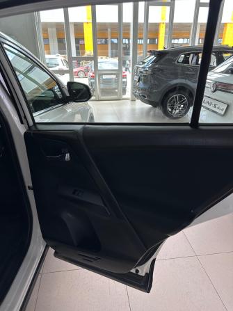 Toyota RAV4 IV (XA40) Рестайлинг с пробегом 2015 года, цена 2 198 000 рублей, 251500 км, внедорожник, Автокод Объявления