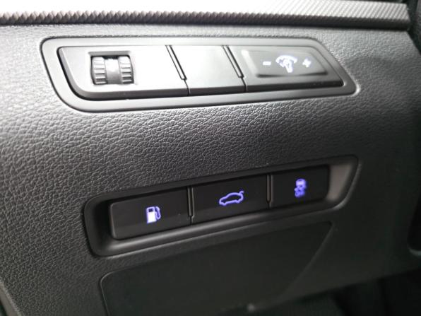 Hyundai Sonata VII (LF) Рестайлинг с пробегом 2018 года, цена 1 580 000 рублей, 149900 км, седан, Автокод Объявления