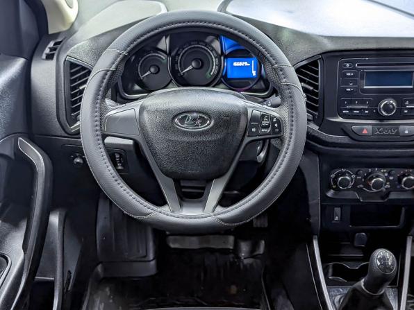 Lada (ВАЗ) XRAY I с пробегом 2017 года, цена 725 000 рублей, 166829 км, хэтчбек, Автокод Объявления