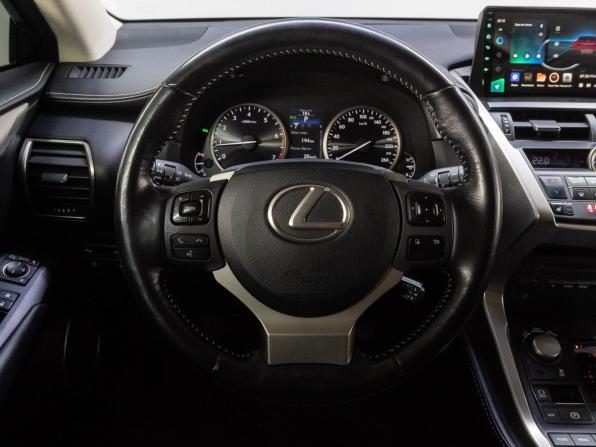 Lexus NX I с пробегом 2015 года, цена 2 899 000 рублей, 78000 км, внедорожник, Автокод Объявления