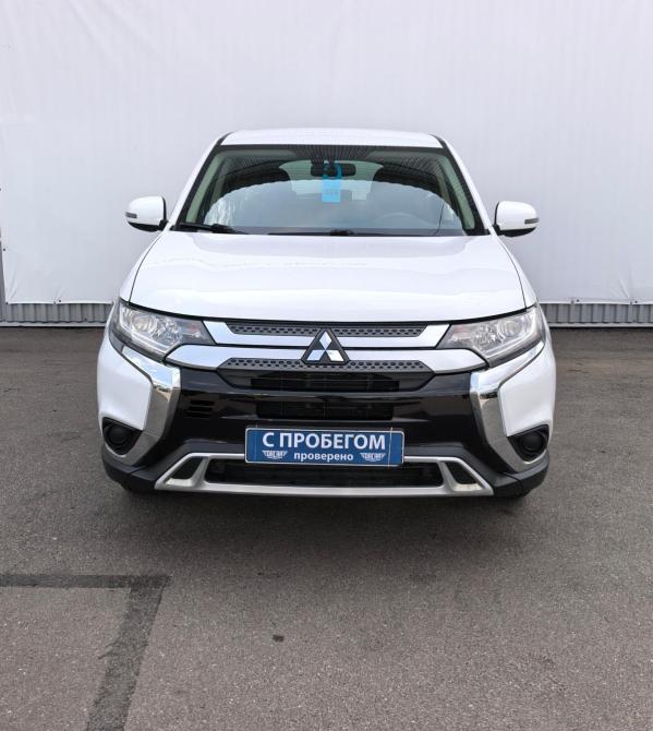 Mitsubishi Outlander III Рестайлинг 3 Санкт-Петербург  - изображение 5
