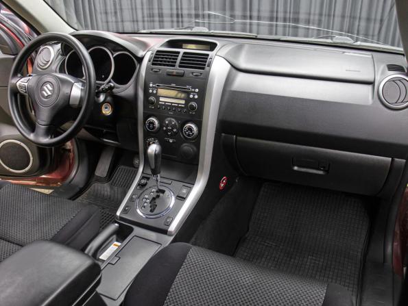 Suzuki Grand Vitara II с пробегом 2005 года, цена 649 000 рублей, 301833 км, внедорожник, Автокод Объявления