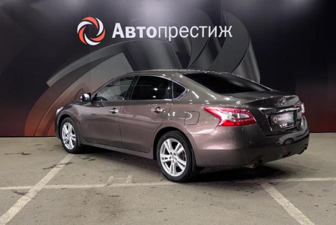 Nissan Teana III с пробегом 2015 года, цена 1 370 000 рублей, 135190 км, седан, Автокод Объявления