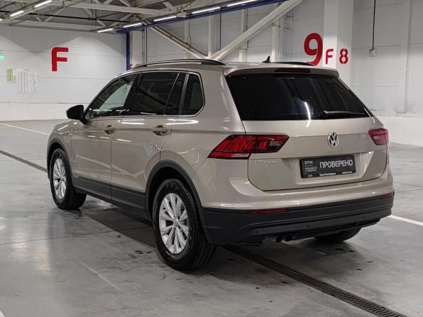 Volkswagen Tiguan II с пробегом 2019 года, цена 1 815 000 рублей, 142000 км, внедорожник, Автокод Объявления