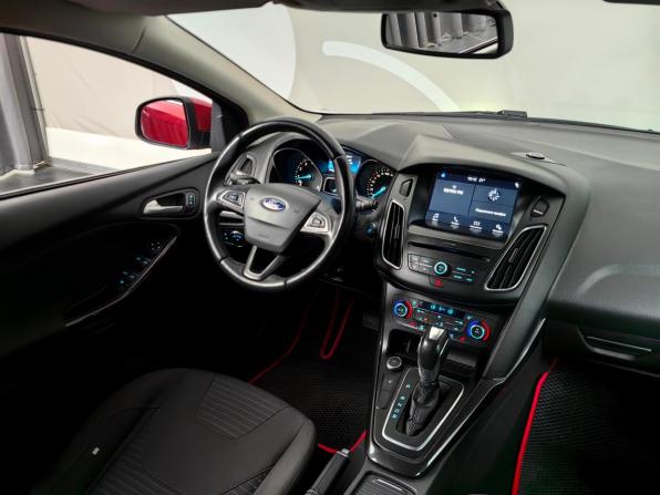 Ford Focus III Рестайлинг с пробегом 2017 года, цена 1 035 000 рублей, 171530 км, универсал, Автокод Объявления