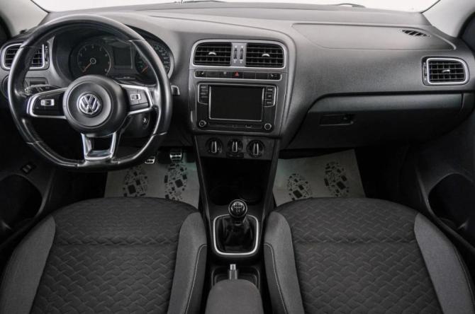 Volkswagen Polo V Рестайлинг с пробегом 2018 года, цена 1 229 000 рублей, 138000 км, седан, Автокод Объявления